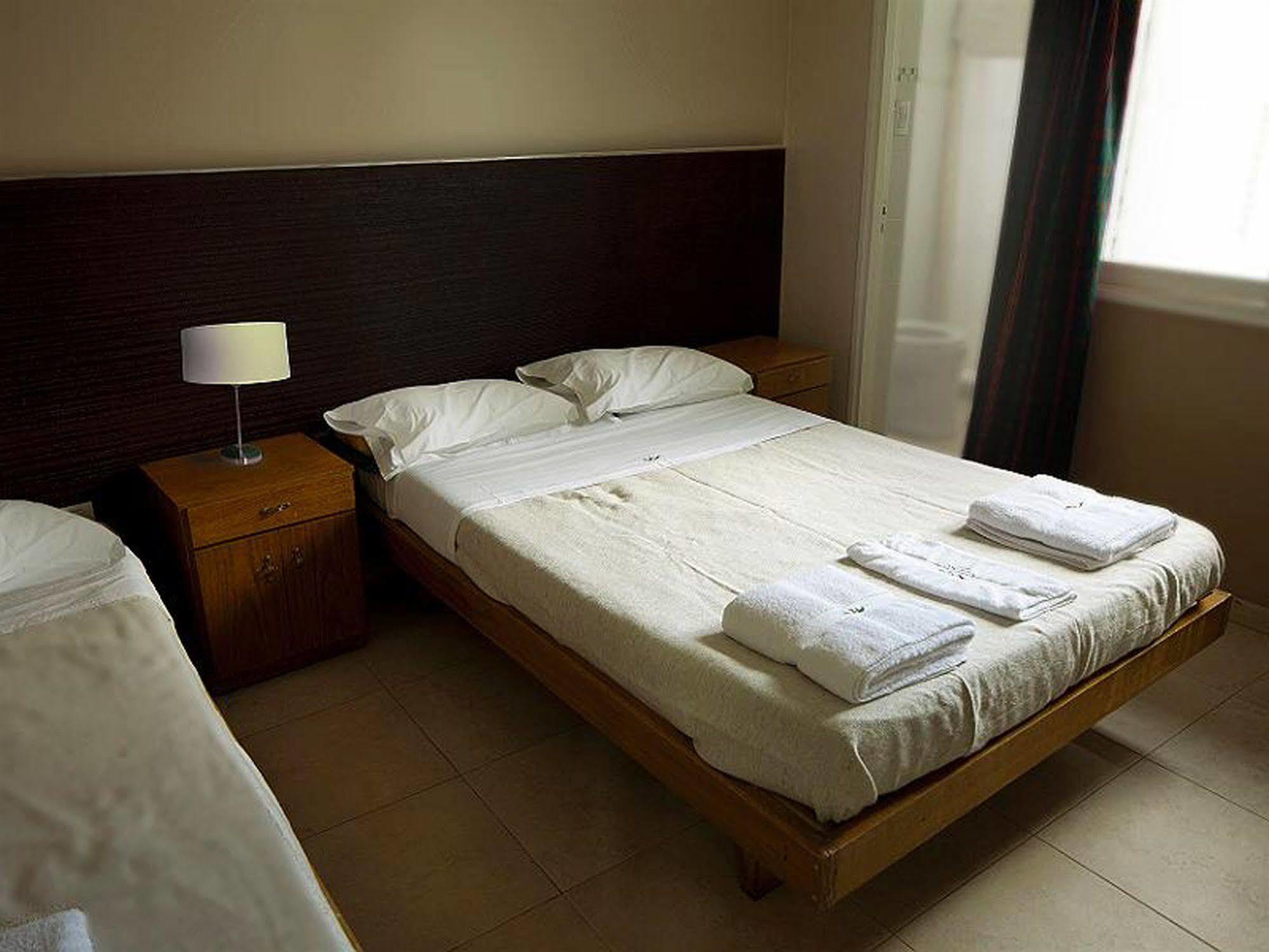 Hotel Rincon Vasco Мендоса Экстерьер фото