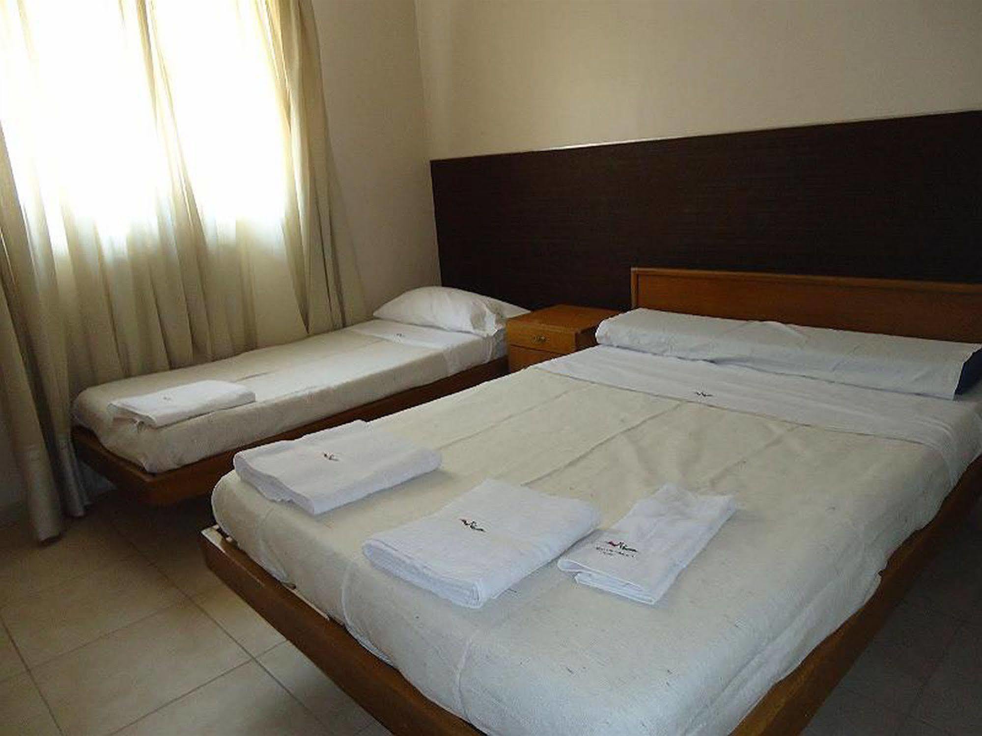 Hotel Rincon Vasco Мендоса Экстерьер фото